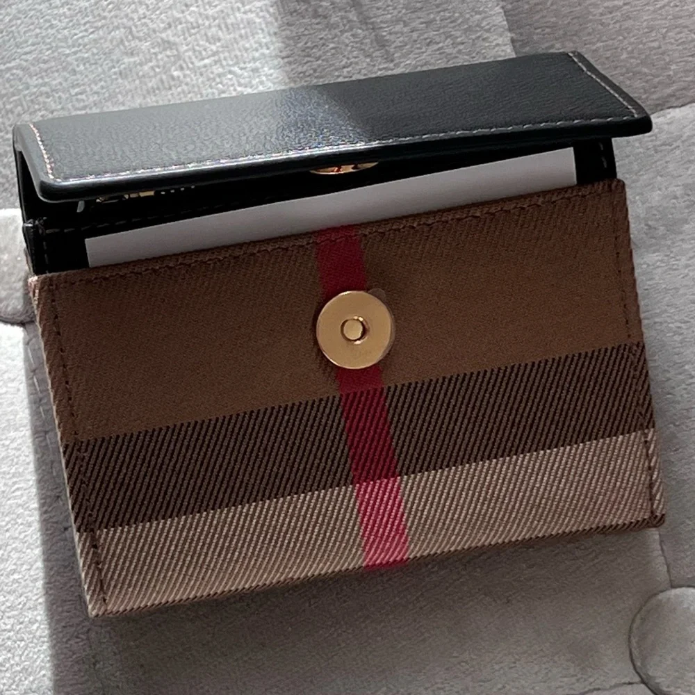 Burberry Check Trifold Wallet in Black - Picture 7 of 11